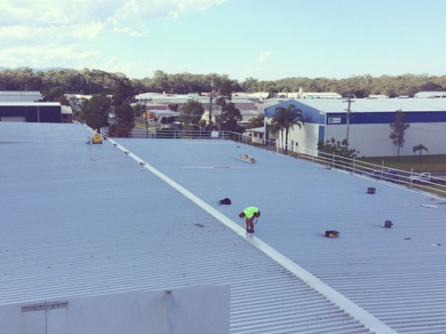 Commercial re-roof